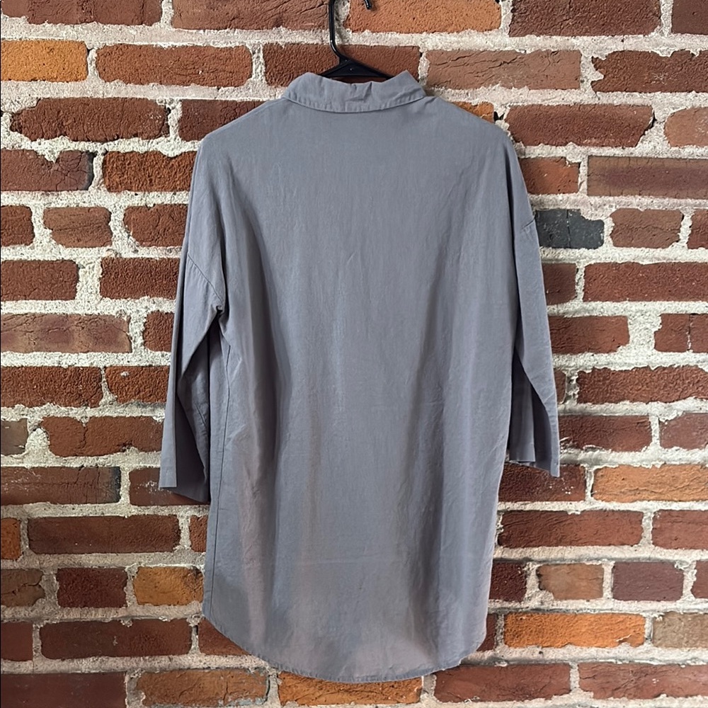 Gray Button-Up Shirt - Picture 5 of 5
